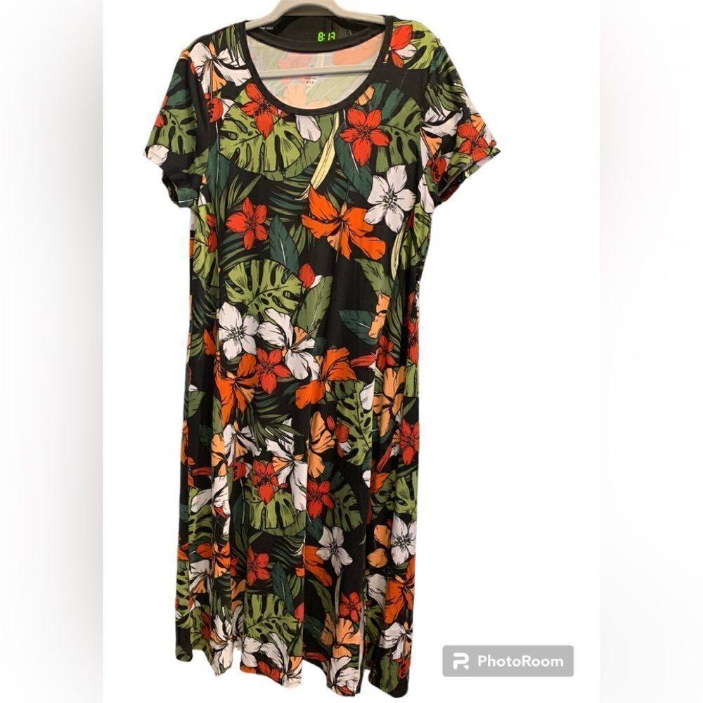 Cuddl Duds NWOT Midi Dress.  Size: 1XP